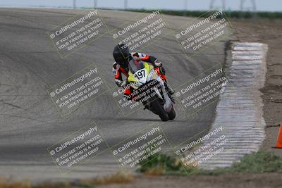 media/May-03-2025-CRA (Sat) [[22b18d099a]]/Races/Race 8/